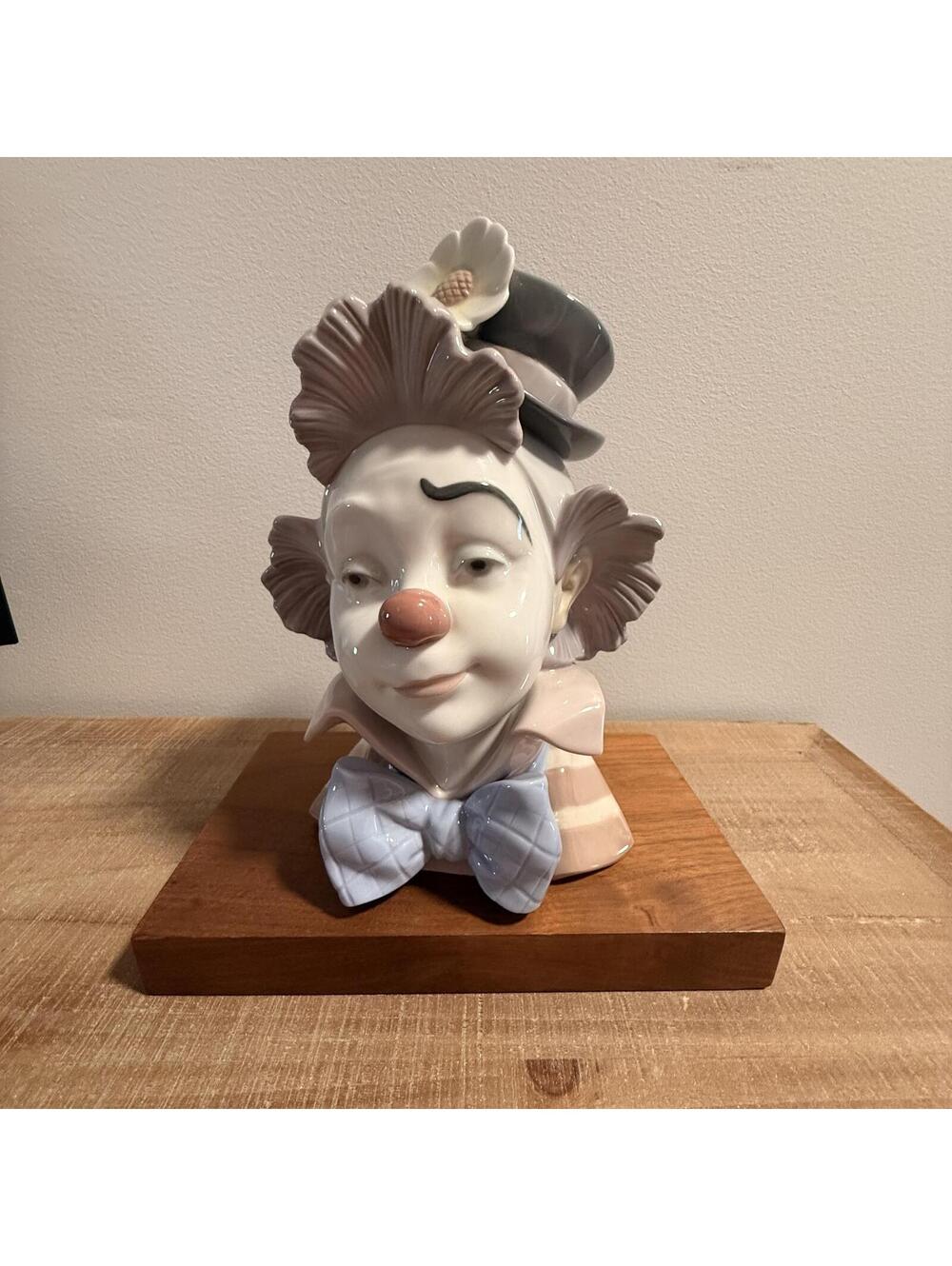 Lladro Star Struck Clown Bust Figurine #5610 Retired Glazed Porcelain Wood Base